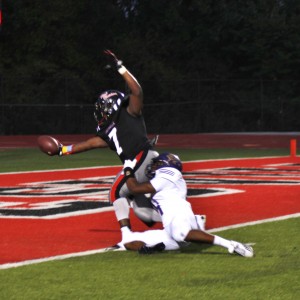 Amir Ealey stretches for the touchdown to open the scoring in the second quarter.